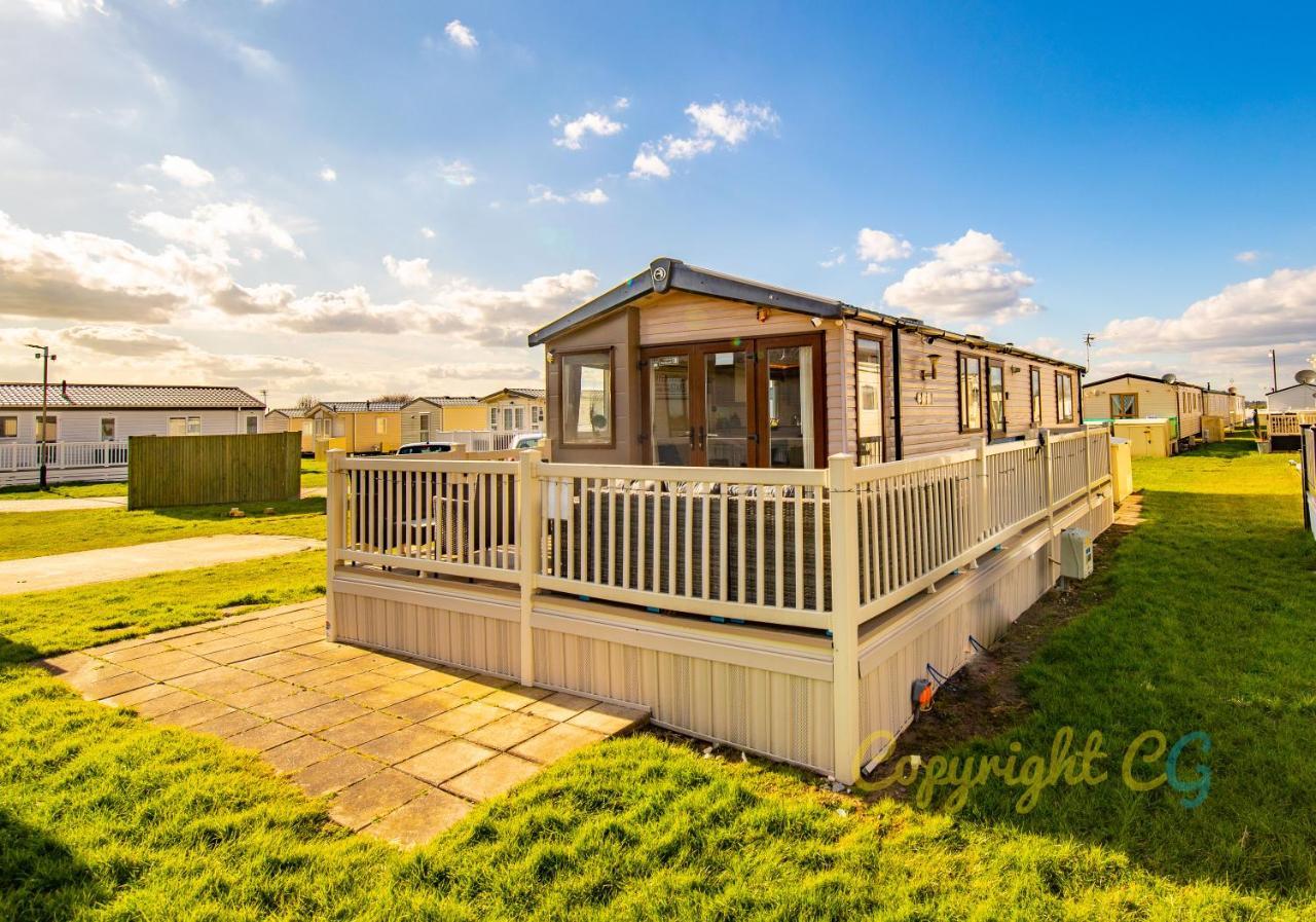 Sea 'N' Stars Platinum Plus Holiday Home With Views, Free Wifi And Netflix Camber Exterior photo